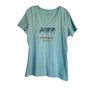 Life Is Good Light Blue Crusher Lite Tee with Palm Tree Graphic Size Large